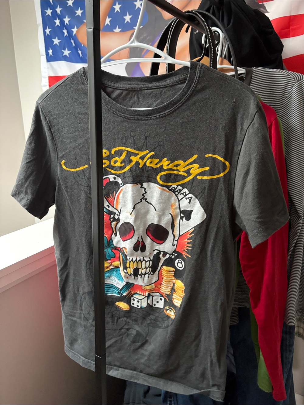 Ed Hardy Charcoal Short-Sleeve Skull Graphic Tee with Multicolor Print